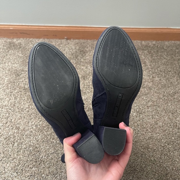 Women’s Boots - Picture 4 of 7